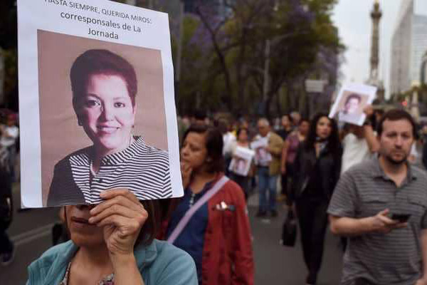 المكسيك تعتقل قاتل صحافية متخصصة بحروب المخدرات