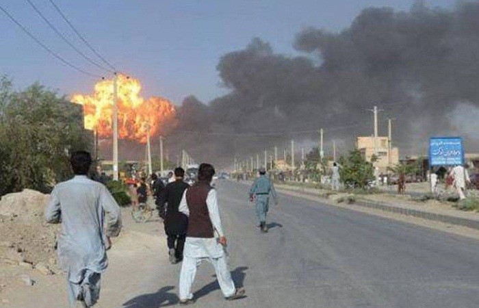 20 قتيلًا في هجوم انتحاري ساعة مغادرة الموظفين في كابول