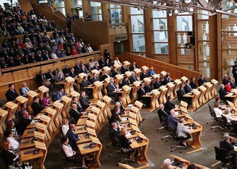 البرلمان الاسكتلندي يصوت رمزيا ضد اطلاق عملية بريكست