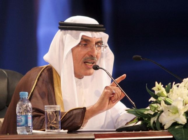 بدر بن عبد المحسن يعود للأمسيات الشعرية في الرياض