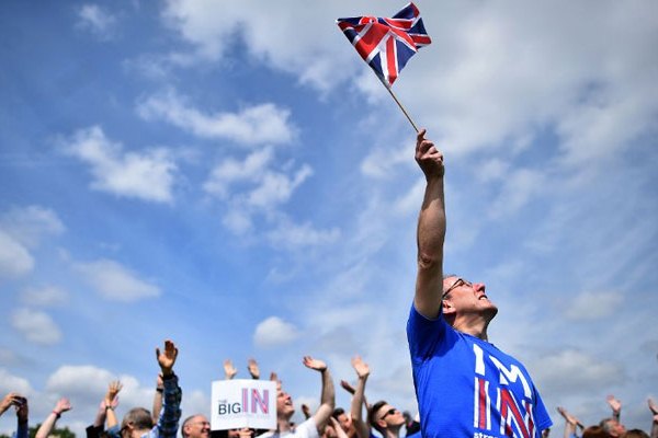 بريطانيا ستطلق اجراءات الخروج من الاتحاد الاوروبي في مارس