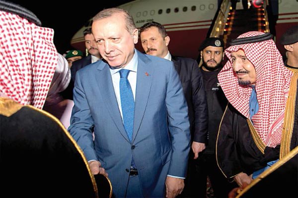 العاهل السعودي یستقبل أردوغان في الریاض