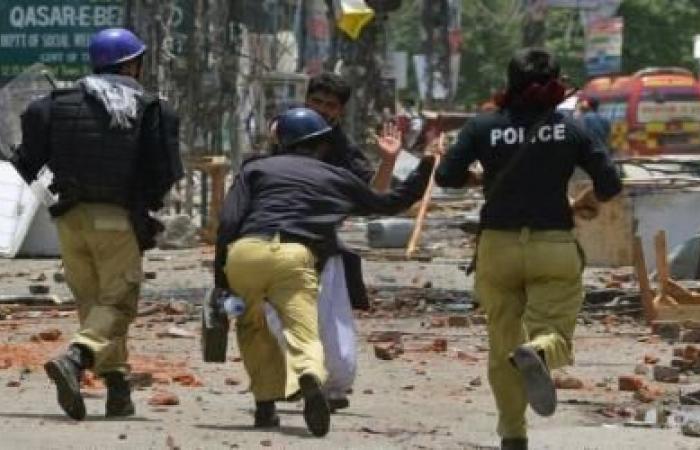 عشرات القتلى والجرحى بانفجار في باكستان