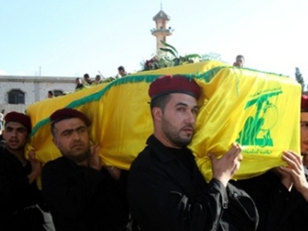 صحافي لبناني: يحق للسوريين طرد حزب الله