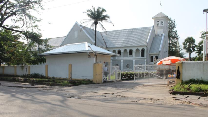 تدنيس كنيسة كاثوليكية في كينشاسا