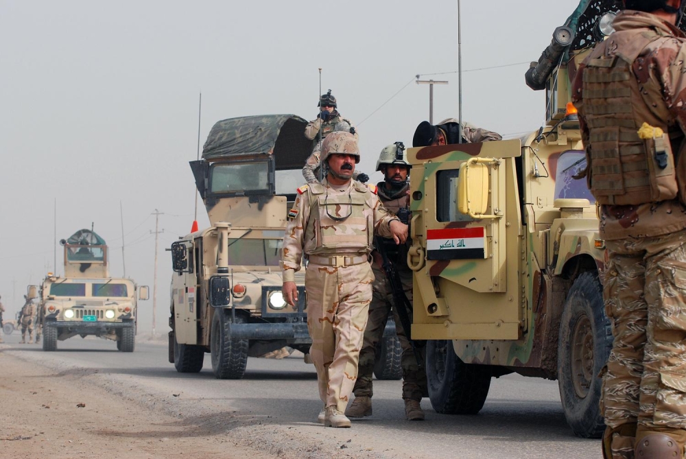 القوات العراقية تسيطر على موقع جسر في غرب الموصل