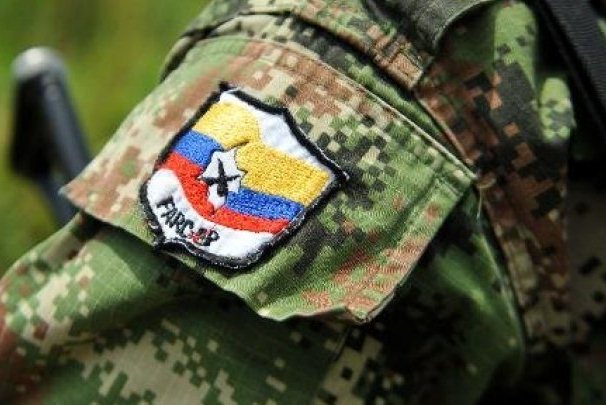 قوات فارك في كولومبيا تبدأ تسليم أسلحتها