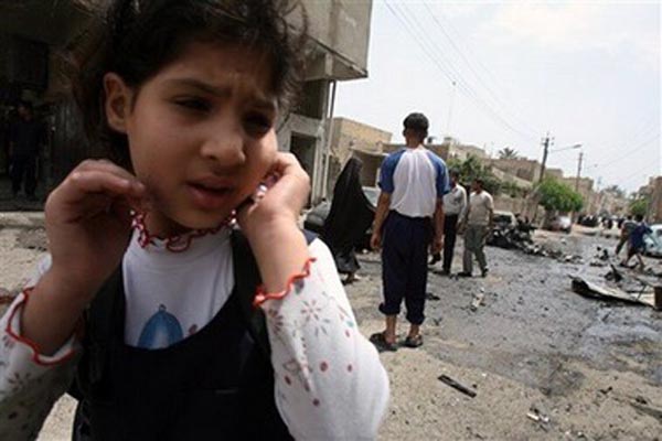 طفلة عراقية نجت من انفجار مفخخة