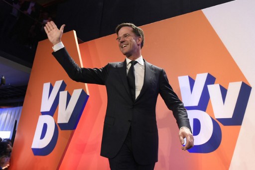 رئيس وزراء هولندا يشيد بالانتصار 
