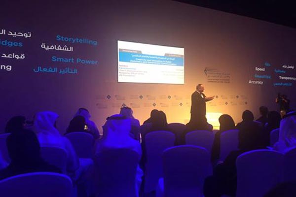 أرون شيرينيان: دبي حريصة على تبني التطوير
