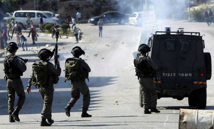 مقتل شرطي فلسطيني في مخيم للاجئين في الضفة الغربية