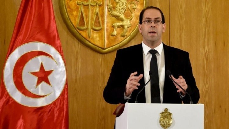 إقالة ثلاثة مسؤولين تونسيين أحدهم في قضية فساد
