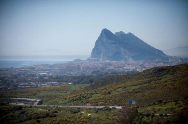 سلطات جبل طارق تدين تعزيز اجراءات المراقبة الاسبانية