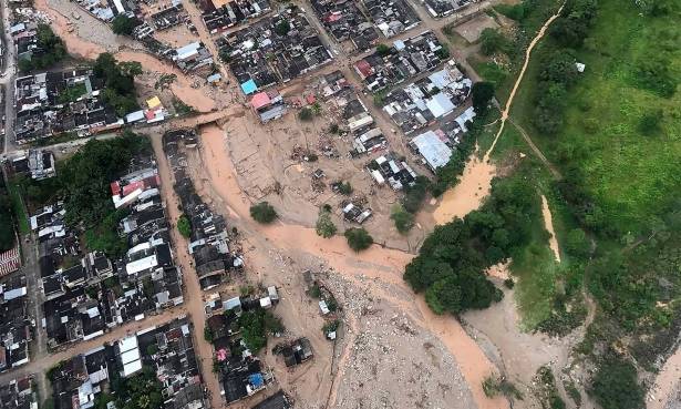 كولومبيا في حداد بعد سقوط أكثر من مئتي قتيل جراء السيول