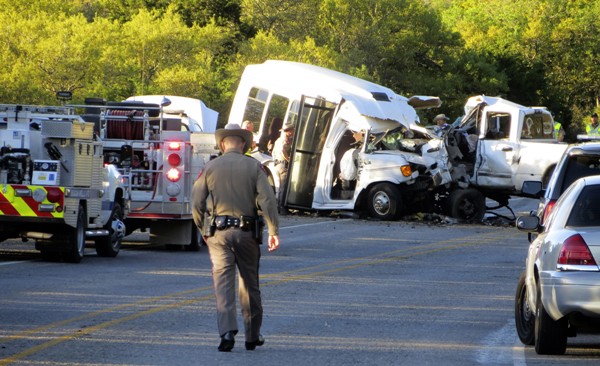 مصرع 12 شخصا في حادث تصادم في تكساس