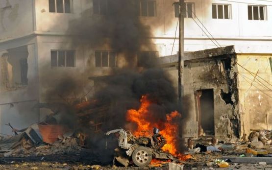 مقتل 14 شخصا بانفجار لغم بحافلة ركاب في الصومال