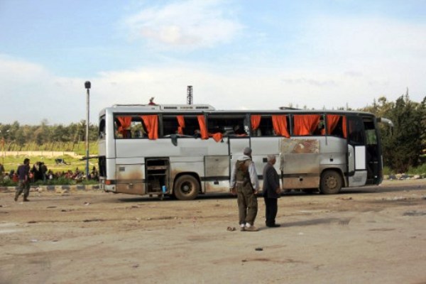 حافلات البلدات السورية الاربع تستأنف طريقها