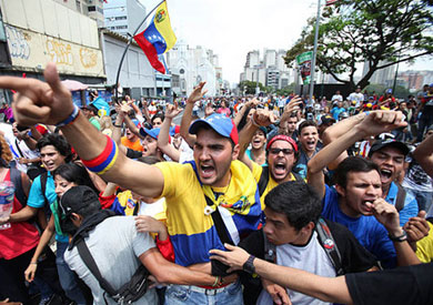 اعتقال اثنين من قادة المعارضة في فنزويلا