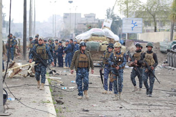 القوات العراقية تسيطر على المدخل الغربي للموصل