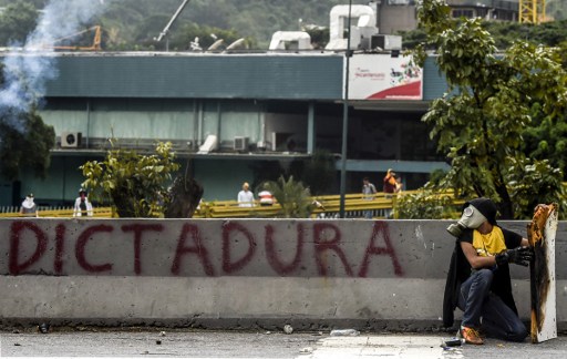 اجلاء أطفال من دار توليد في كراكاس بسبب الاحتجاجات