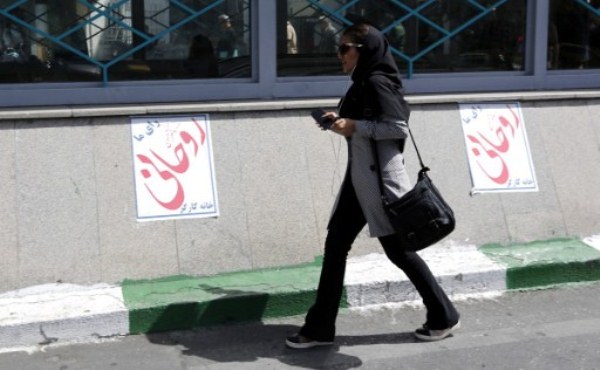 السلطات الإيرانية تقرر السماح بنقل المناظرات الانتخابية مباشرة