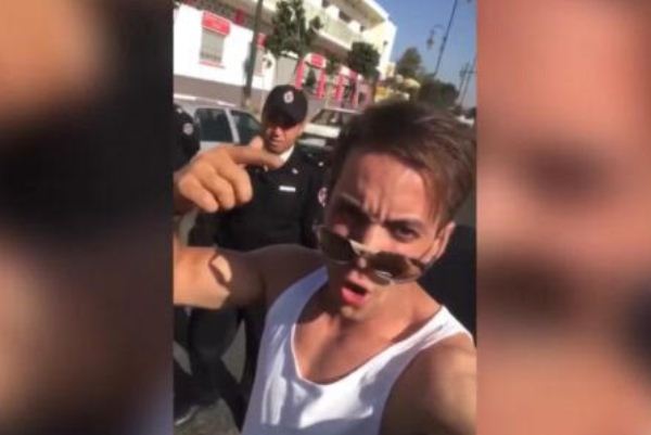 فيديو لشاب مخمور يهين فيه رجال الأمن يثير غضبًا بالمغرب