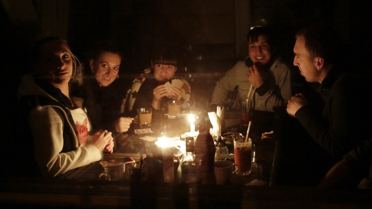 اوكرانيا تقطع الكهرباء عن أجزاء من شرق البلاد