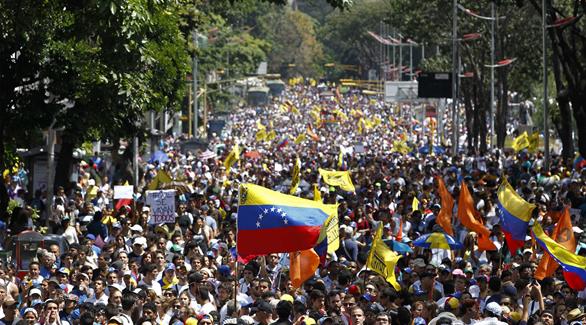 المعارضة في فنزويلا تتظاهر للمطالبة باطلاق سراح 