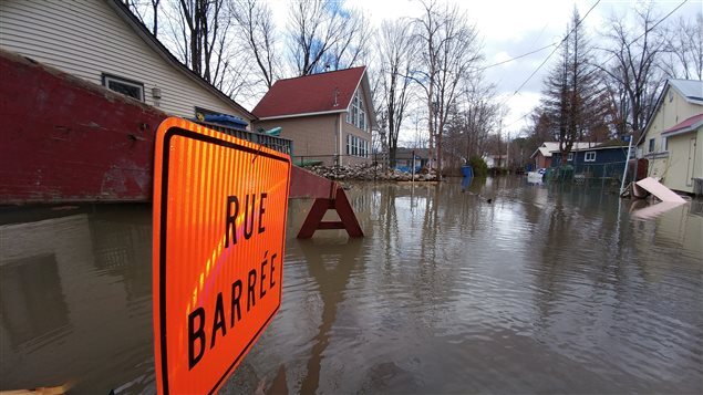 فيضانات كندا تتفاقم وعمليات الإجلاء مستمرة