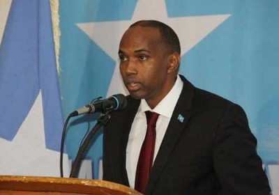 مقتل وزير الأشغال العامة الصومالي خطأ بالرصاص في مقديشو