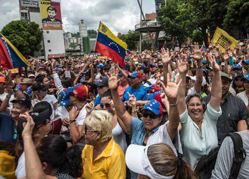 المعارضة ترفض اقتراح الرئيس تشكيل جمعية تأسيسية في فنزويلا