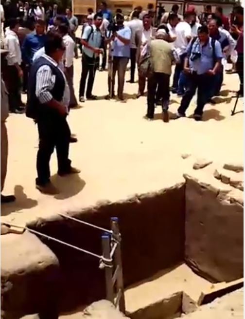 اكتشاف 17 مومياء في سراديب في وسط مصر