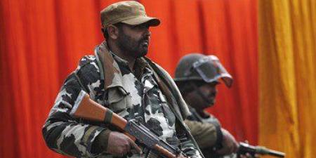 مقتل 16 متمردًا ماويًا في وسط الهند