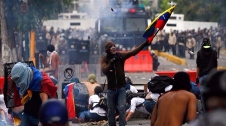 النائبة العامة الفنزويلية تندد باللجوء لمحاكم عسكرية لمحاكمة مدنيين