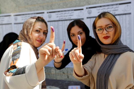 إقبال كبير على التصويت في الانتخابات الايرانية