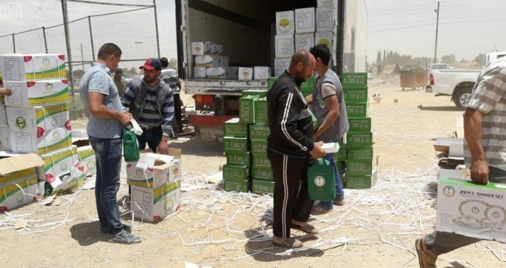 السعودية تواصل توزيع المساعدات الإغاثية على السوريين