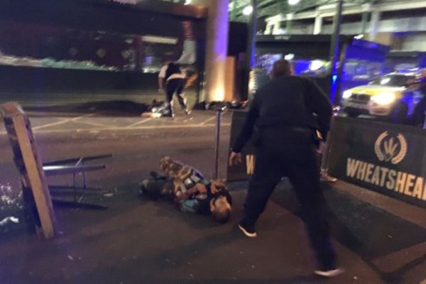 صورة لجثة مشتبه به في هجوم لندن مغطاة بالقنابل