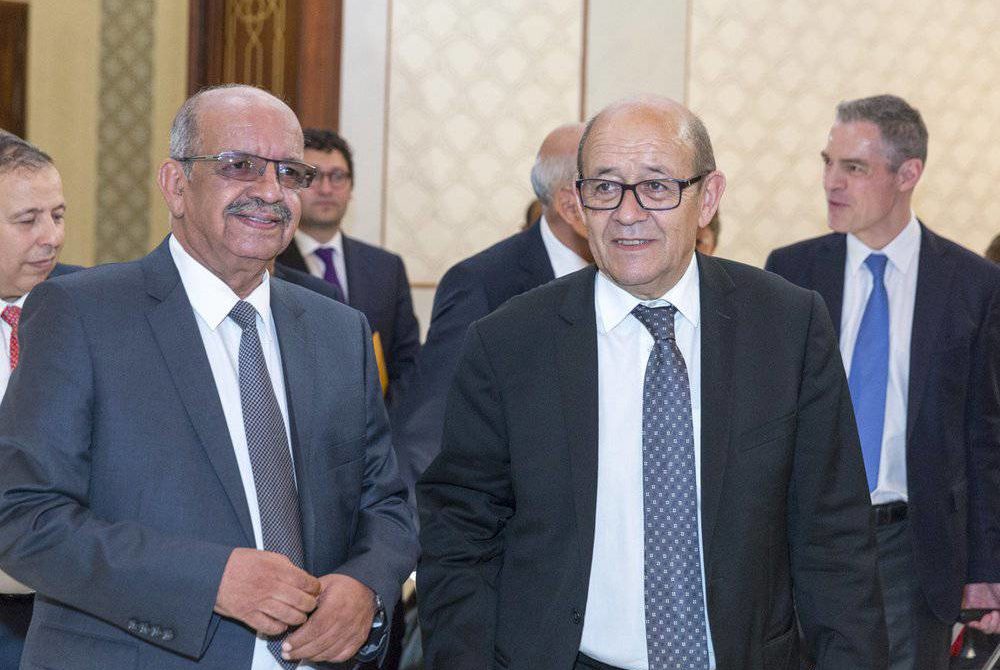 الجزائر وباريس يبحثان توحيد الجهود حول ليبيا