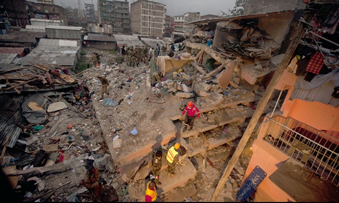 عدد من المفقودين في انهيار مبنى في كينيا