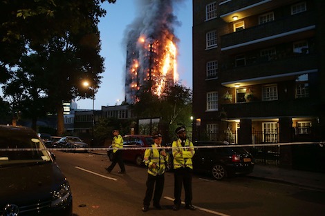 لاجئ سوري بين ضحايا حريق البرج السكني في لندن