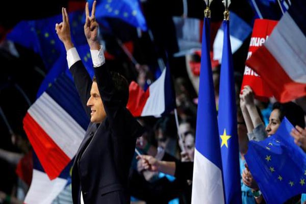 فرنسا تتجه نحو برلمان جديد يعزز موقع ماكرون