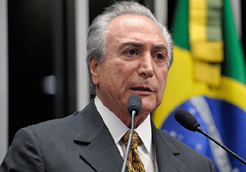 الرئيس البرازيلي ينفي أي تدخل في عمل القضاء