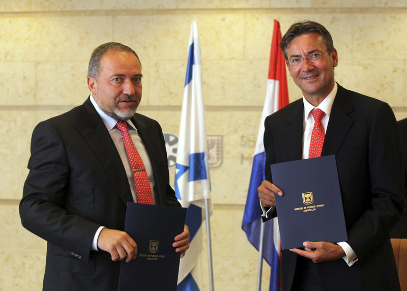 اعادة العلاقات الدبلوماسية بين اسرائيل ونيوزيلندا