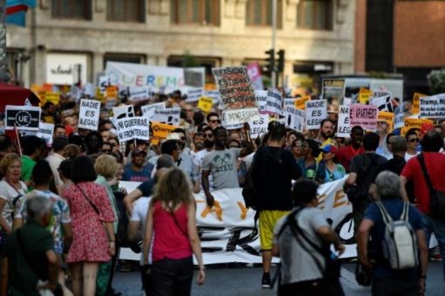 آلاف المتظاهرين في مدريد للمطالبة باستقبال اللاجئين