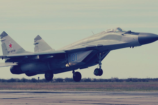 روسيا تزود مصر بطائرات مقاتلة ومروحيات