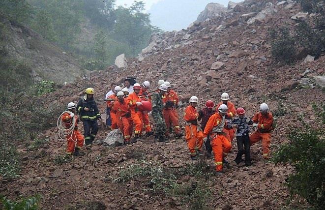 العثور على خمس جثث في الانهيار الأرضي في الصين