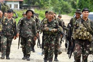 جيش الفلبين يشن غارات على قناصة الجهاديين في مراوي