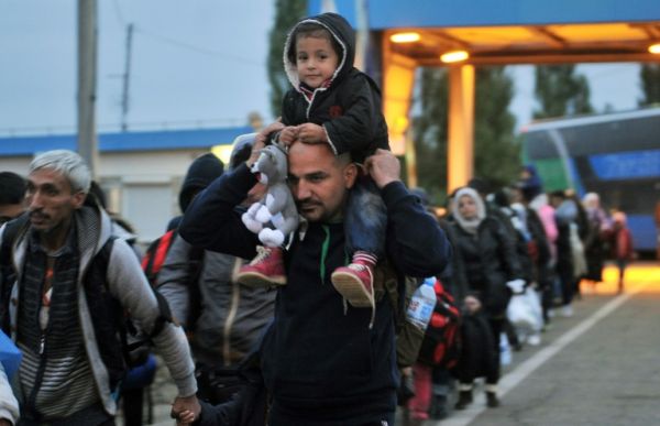 ايطاليا تستدعي سفير النمسا على خلفية تصريحات وزير دفاعها حول المهاجرين