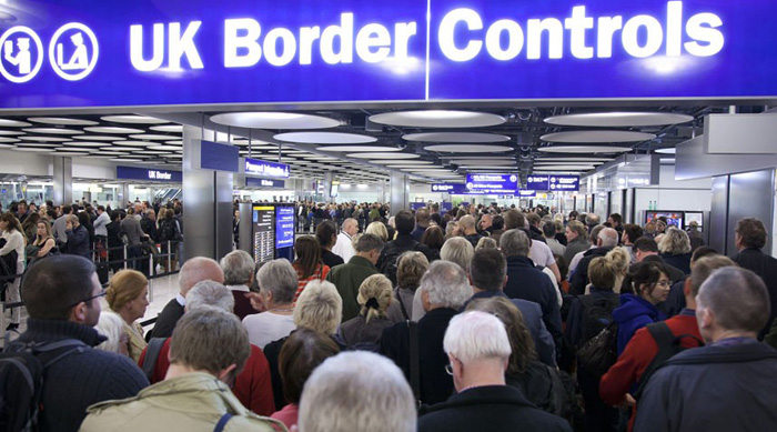 بلير: إنجاز اتفاق بريطاني - أوروبي حول الهجرة ممكن