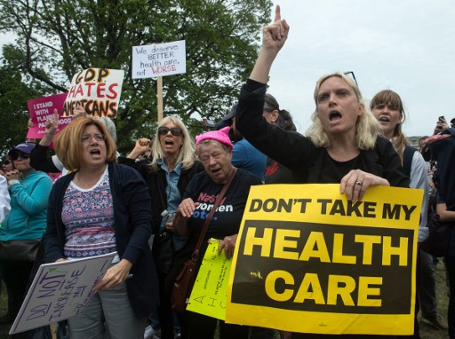 ترمب ينتقد الجمهوريين بعد فشل إقرار إصلاح الرعاية الصحية